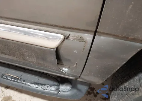 2001 GMC Yukon Xl 1500 Slt z USA, uszkodzony, nr VIN 3GKFK16T11G261490